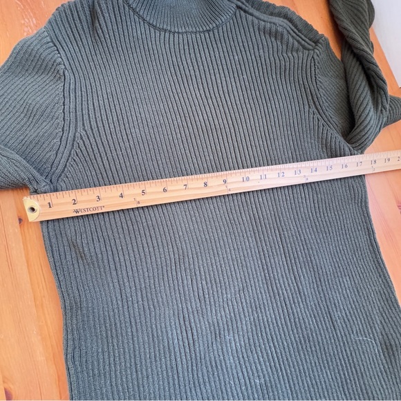 Calvin Klein, top man, and H&M men’s sweater bundle size medium - Picture 14 of 16